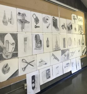 A drawing critique at the College of Alameda